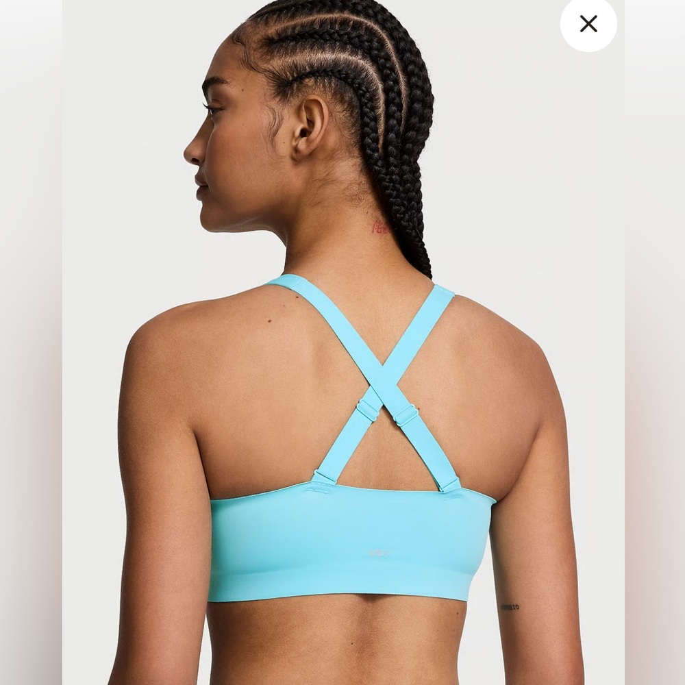 Victoria’s Secret Light Blue Women's Sports Bra - Picture 3 of 6
